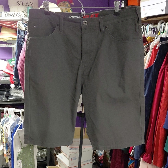 Dickies Men's Gray Shorts - Picture 1 of 4